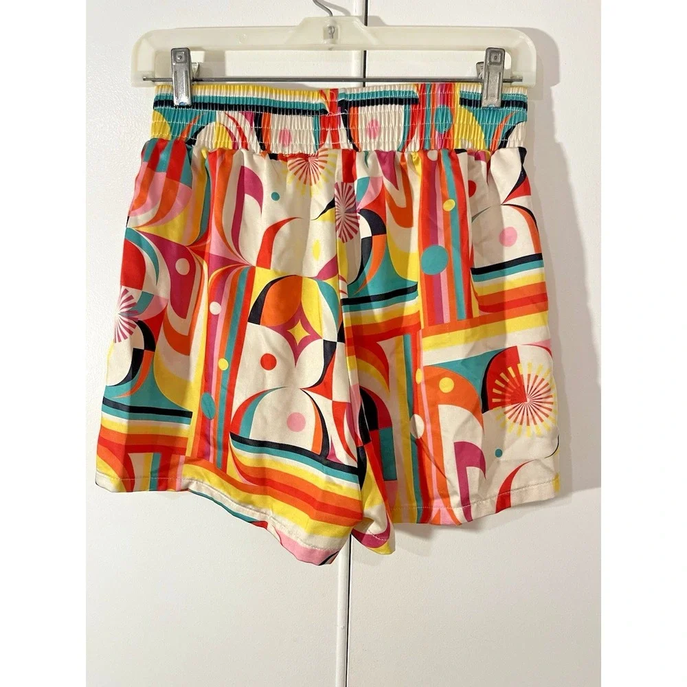 AKIRA shorts medium